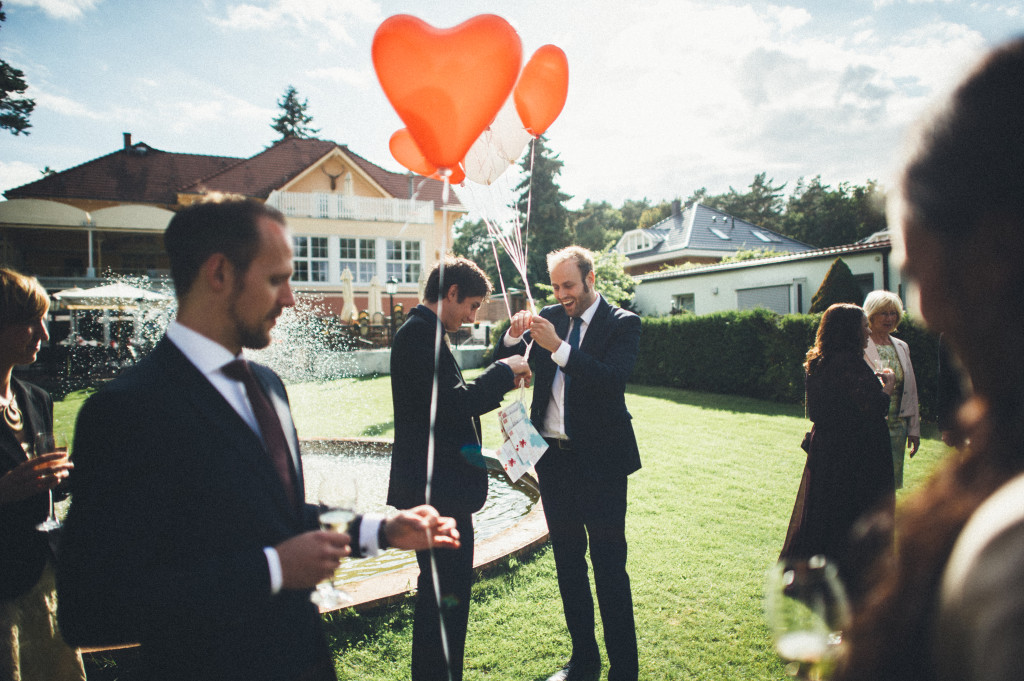 35 Hochzeitsfotograf Berlin Luftballons